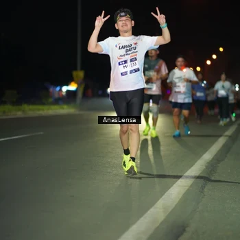Runner Photo 7639837