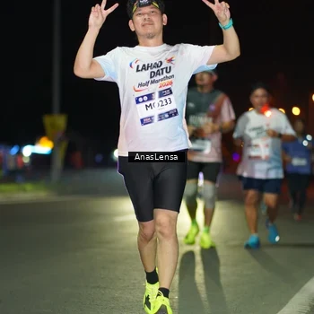 Runner Photo 7639839