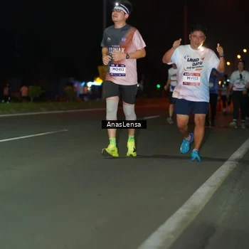 Runner Photo 7639859