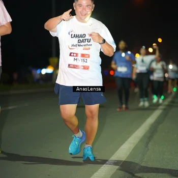 Runner Photo 7639874