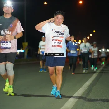 Runner Photo 7639886