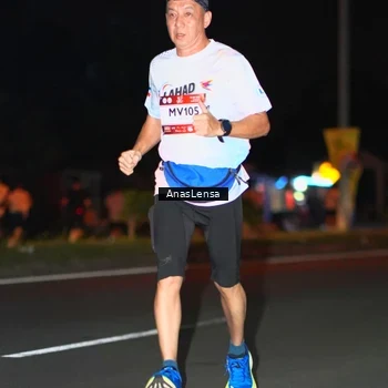 Runner Photo 7639891