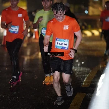 Runner Photo 7639893