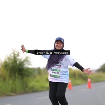 Runner Photo 7639896