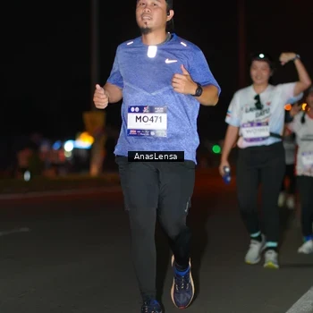 Runner Photo 7639909