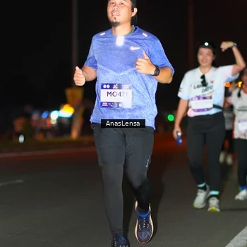 Runner Photo 7639910
