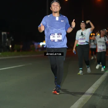 Runner Photo 7639917