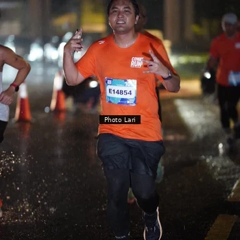 Runner Photo 7639919
