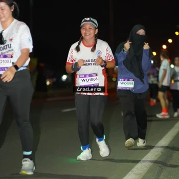 Runner Photo 7639932