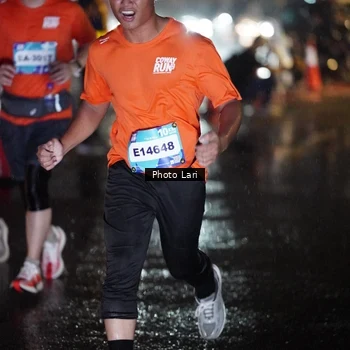 Runner Photo 7639973