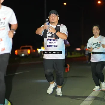 Runner Photo 7639988