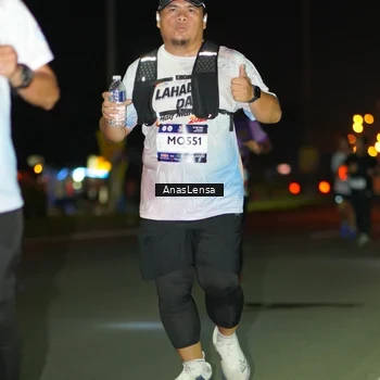 Runner Photo 7639994