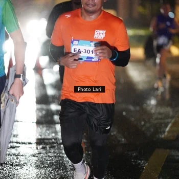 Runner Photo 7640005