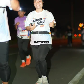 Runner Photo 7640010