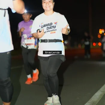 Runner Photo 7640011