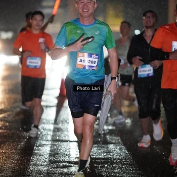 Runner Photo 7640029