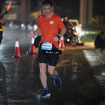 Runner Photo 7640031