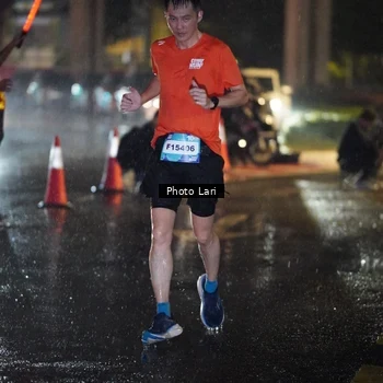 Runner Photo 7640038