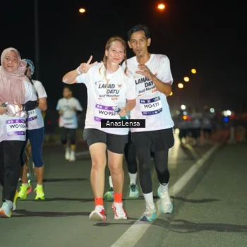 Runner Photo 7640043