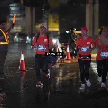 Runner Photo 7640056