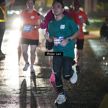Runner Photo 7640129