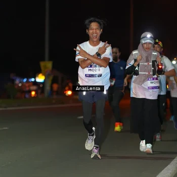 Runner Photo 7640130