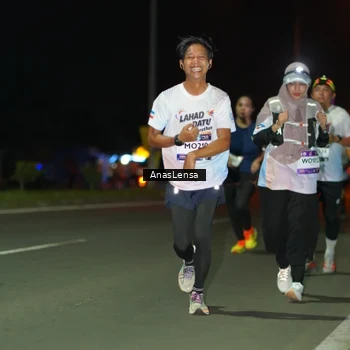 Runner Photo 7640150