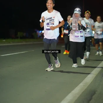 Runner Photo 7640152