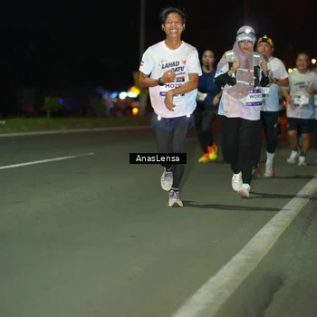 Runner Photo 7640153