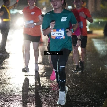 Runner Photo 7640154