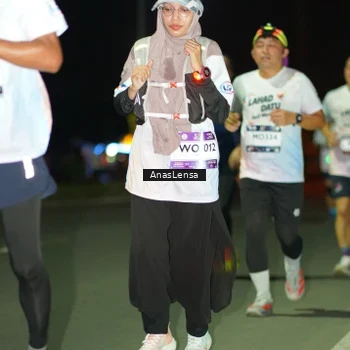 Runner Photo 7640160