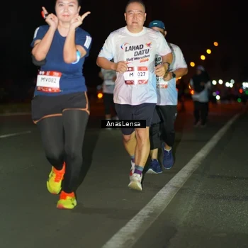 Runner Photo 7640185