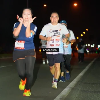 Runner Photo 7640187