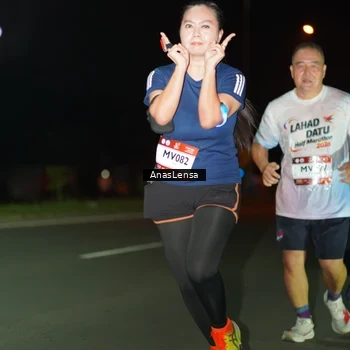 Runner Photo 7640210