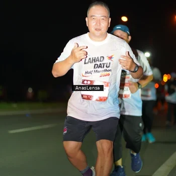 Runner Photo 7640217