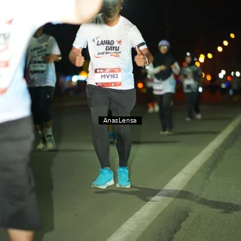 Runner Photo 7640250