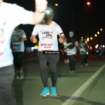 Runner Photo 7640252