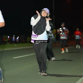 Runner Photo 7640253
