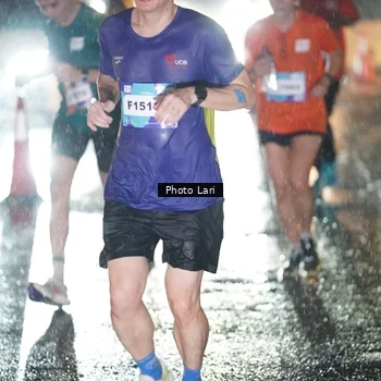 Runner Photo 7640256