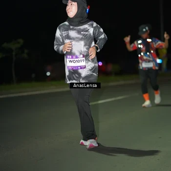 Runner Photo 7640289