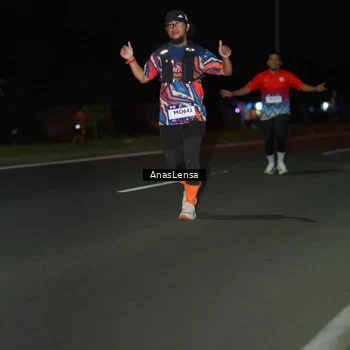 Runner Photo 7640295