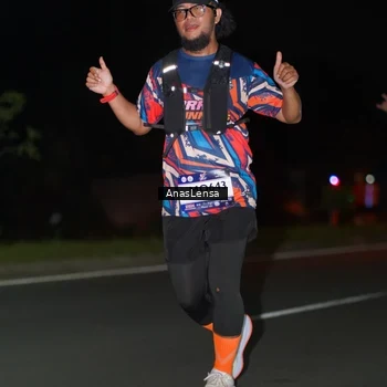 Runner Photo 7640303