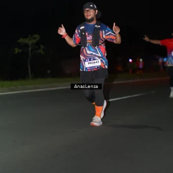 Runner Photo 7640305