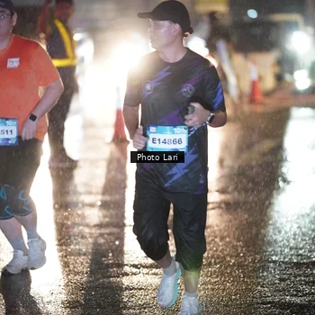 Runner Photo 7640314