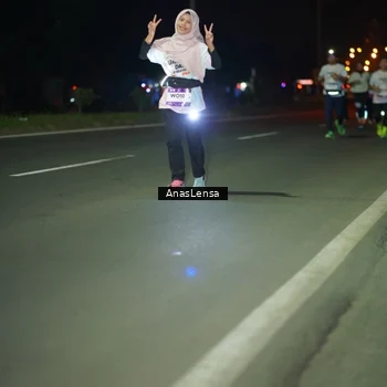 Runner Photo 7640334