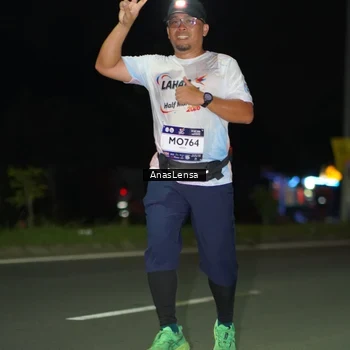 Runner Photo 7640366