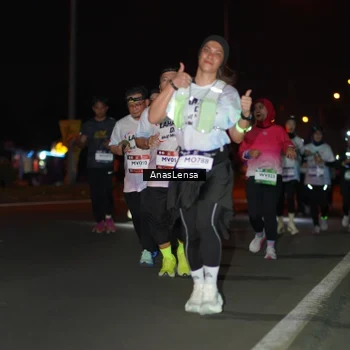Runner Photo 7640382
