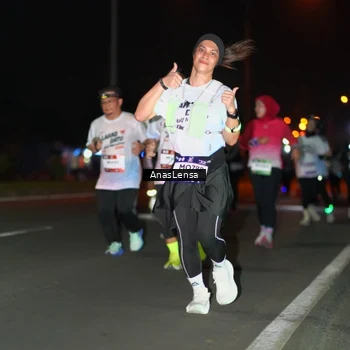 Runner Photo 7640414
