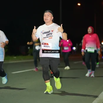 Runner Photo 7640418