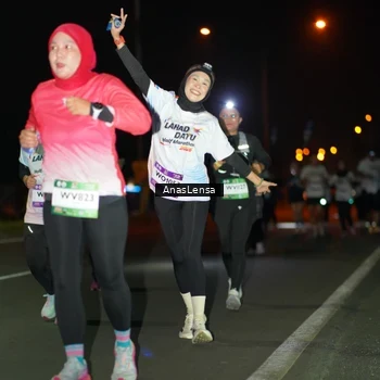 Runner Photo 7640495